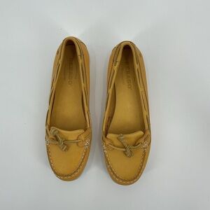 Sebago Women's Yellow Moccasin Loafers Size 8
